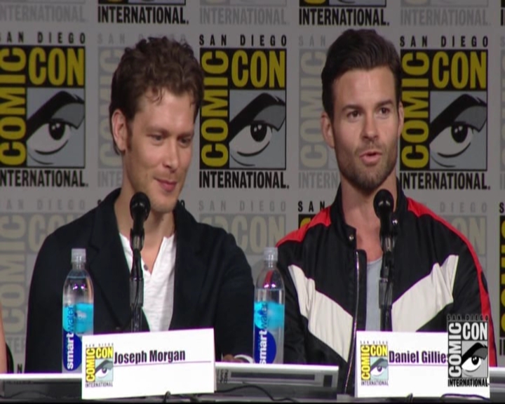 VampireDiariesWorld-dot-nl_TheOriginals_Season3-2015ComicConPanel0229.jpg