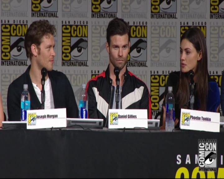 VampireDiariesWorld-dot-nl_TheOriginals_Season3-2015ComicConPanel0288.jpg