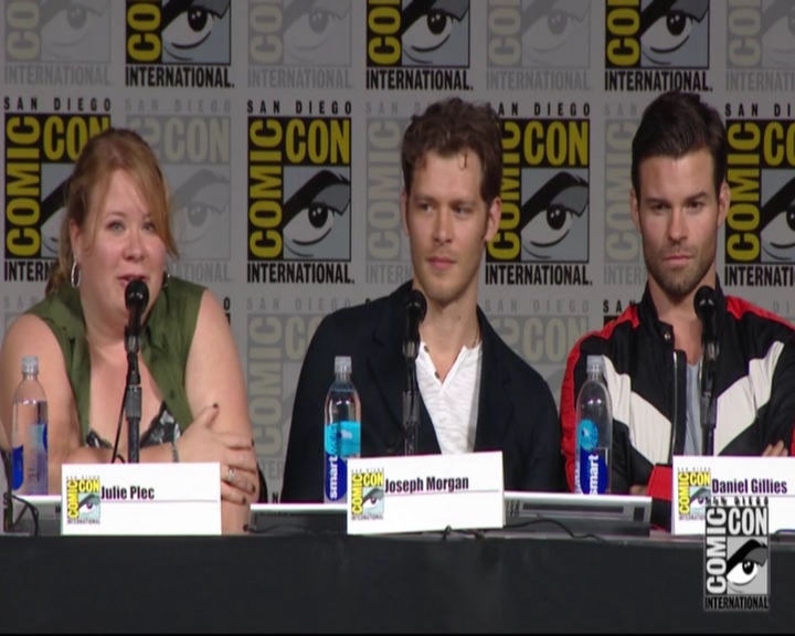 VampireDiariesWorld-dot-nl_TheOriginals_Season3-2015ComicConPanel0639.jpg