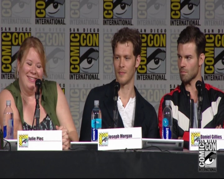 VampireDiariesWorld-dot-nl_TheOriginals_Season3-2015ComicConPanel0643.jpg