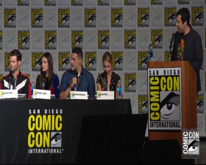 VampireDiariesWorld-dot-nl_TheOriginals_Season3-2015ComicConPanel0719.jpg