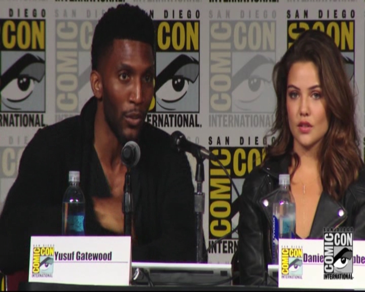 VampireDiariesWorld-dot-nl_TheOriginals_Season3-2015ComicConPanel0741.jpg