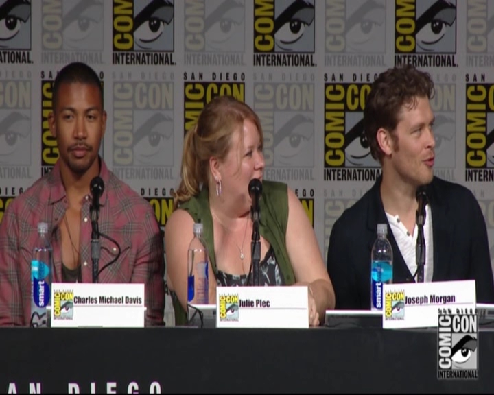 VampireDiariesWorld-dot-nl_TheOriginals_Season3-2015ComicConPanel0877.jpg