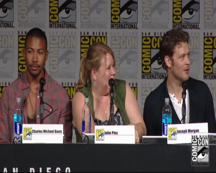 VampireDiariesWorld-dot-nl_TheOriginals_Season3-2015ComicConPanel0878.jpg