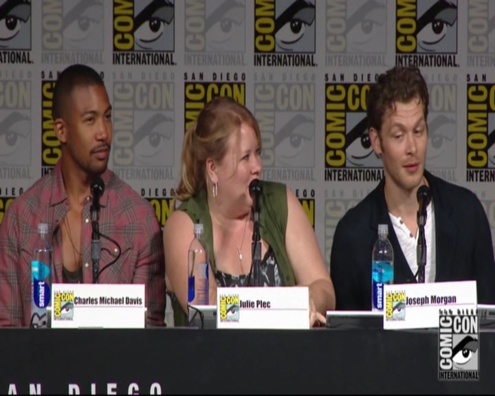 VampireDiariesWorld-dot-nl_TheOriginals_Season3-2015ComicConPanel0880.jpg