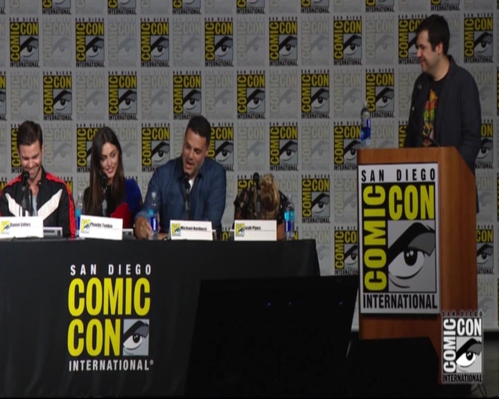 VampireDiariesWorld-dot-nl_TheOriginals_Season3-2015ComicConPanel0894.jpg