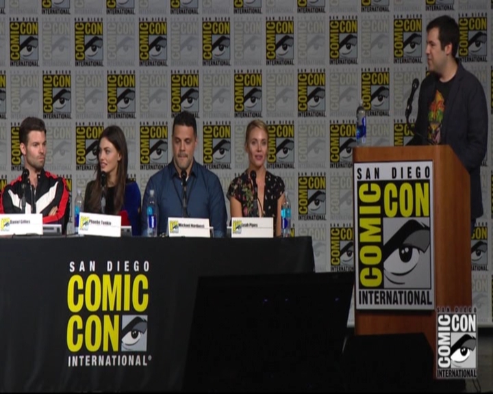 VampireDiariesWorld-dot-nl_TheOriginals_Season3-2015ComicConPanel0986.jpg