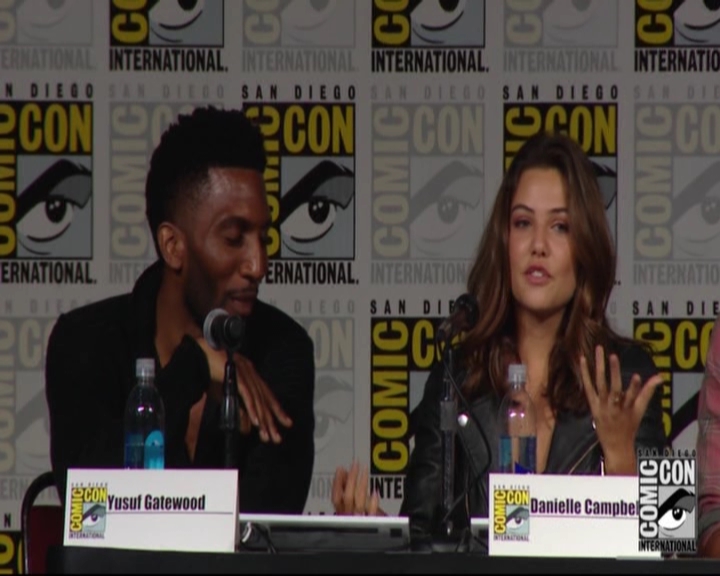 VampireDiariesWorld-dot-nl_TheOriginals_Season3-2015ComicConPanel1044.jpg