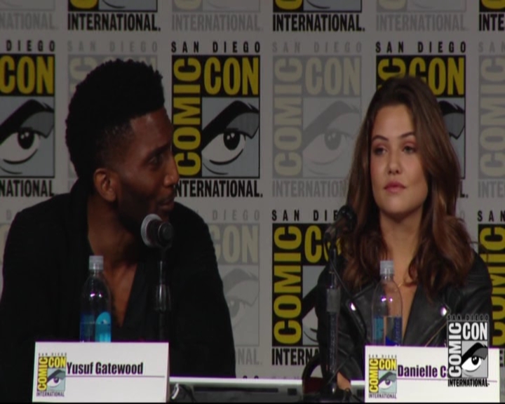 VampireDiariesWorld-dot-nl_TheOriginals_Season3-2015ComicConPanel1063.jpg