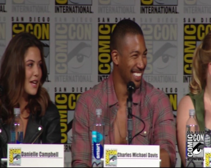 VampireDiariesWorld-dot-nl_TheOriginals_Season3-2015ComicConPanel1070.jpg