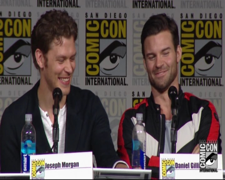 VampireDiariesWorld-dot-nl_TheOriginals_Season3-2015ComicConPanel1163.jpg