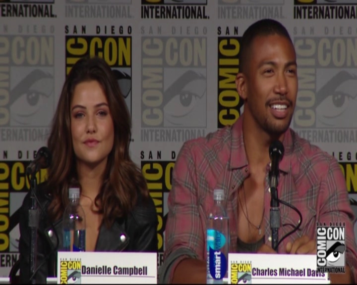 VampireDiariesWorld-dot-nl_TheOriginals_Season3-2015ComicConPanel1176.jpg