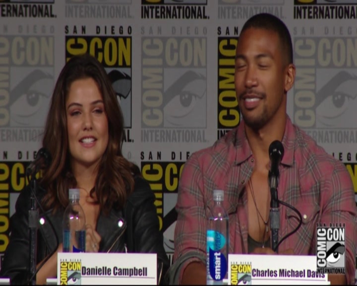 VampireDiariesWorld-dot-nl_TheOriginals_Season3-2015ComicConPanel1182.jpg