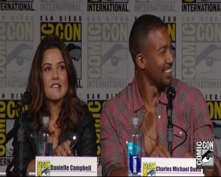 VampireDiariesWorld-dot-nl_TheOriginals_Season3-2015ComicConPanel1183.jpg