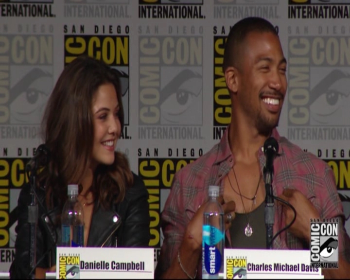 VampireDiariesWorld-dot-nl_TheOriginals_Season3-2015ComicConPanel1185.jpg