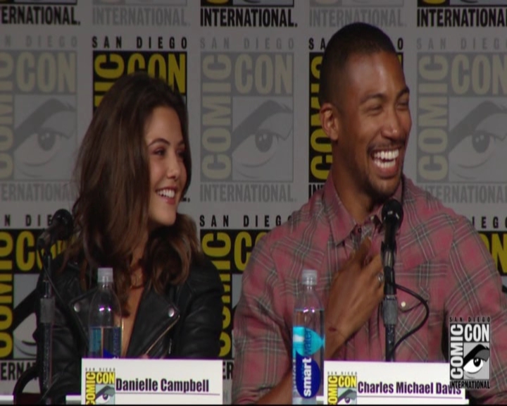 VampireDiariesWorld-dot-nl_TheOriginals_Season3-2015ComicConPanel1189.jpg