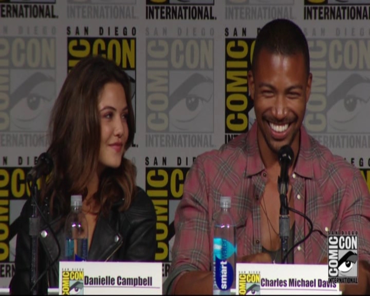 VampireDiariesWorld-dot-nl_TheOriginals_Season3-2015ComicConPanel1195.jpg