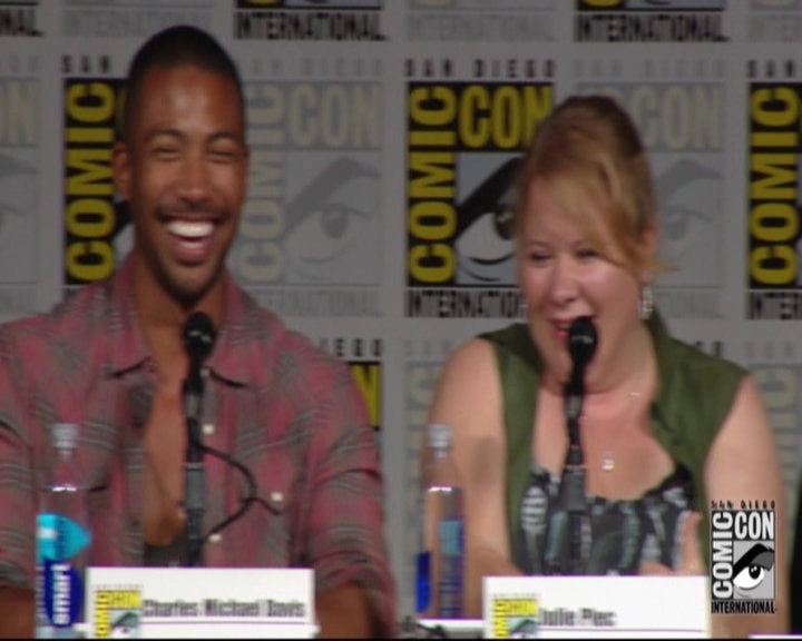 VampireDiariesWorld-dot-nl_TheOriginals_Season3-2015ComicConPanel1196.jpg