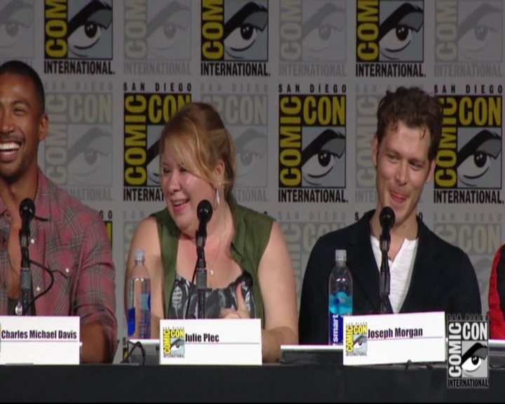 VampireDiariesWorld-dot-nl_TheOriginals_Season3-2015ComicConPanel1197.jpg