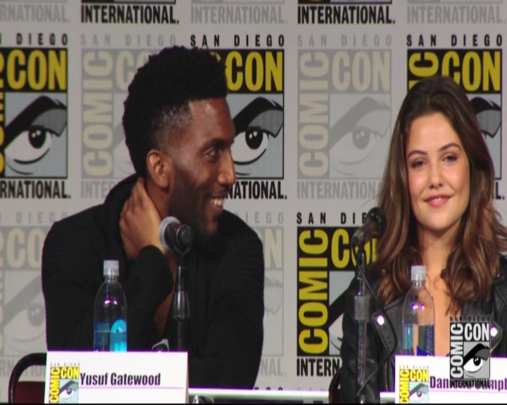 VampireDiariesWorld-dot-nl_TheOriginals_Season3-2015ComicConPanel1219.jpg