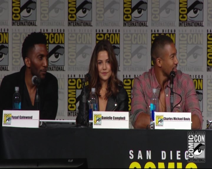 VampireDiariesWorld-dot-nl_TheOriginals_Season3-2015ComicConPanel1331.jpg