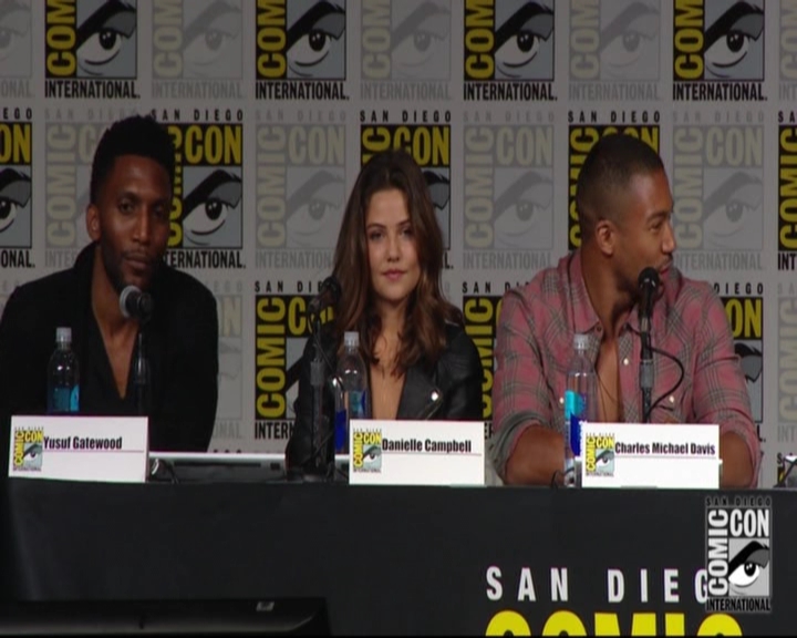 VampireDiariesWorld-dot-nl_TheOriginals_Season3-2015ComicConPanel1332.jpg