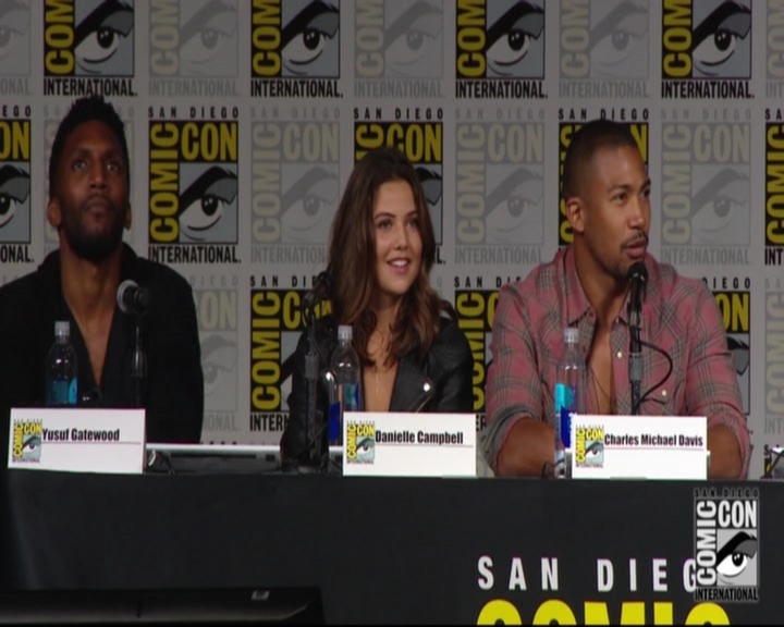 VampireDiariesWorld-dot-nl_TheOriginals_Season3-2015ComicConPanel1338.jpg