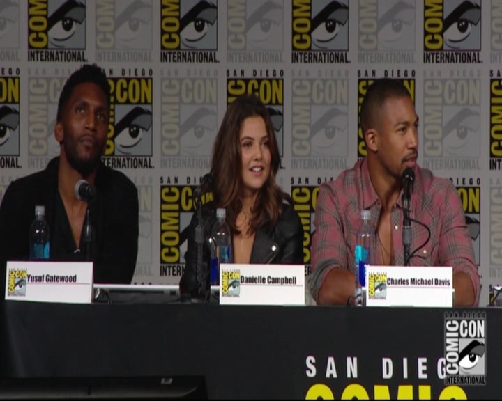 VampireDiariesWorld-dot-nl_TheOriginals_Season3-2015ComicConPanel1339.jpg