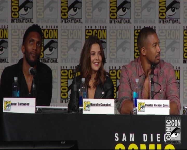 VampireDiariesWorld-dot-nl_TheOriginals_Season3-2015ComicConPanel1341.jpg