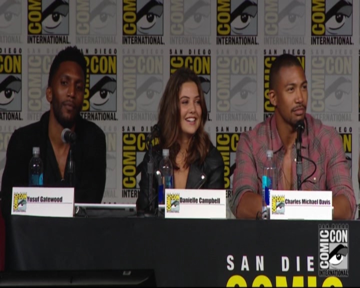 VampireDiariesWorld-dot-nl_TheOriginals_Season3-2015ComicConPanel1343.jpg