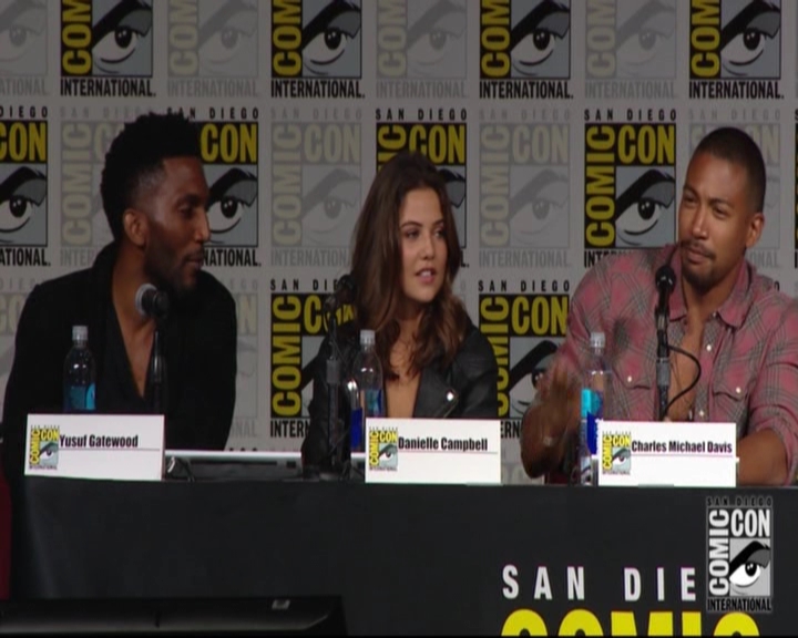 VampireDiariesWorld-dot-nl_TheOriginals_Season3-2015ComicConPanel1346.jpg