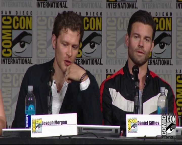 VampireDiariesWorld-dot-nl_TheOriginals_Season3-2015ComicConPanel1387.jpg