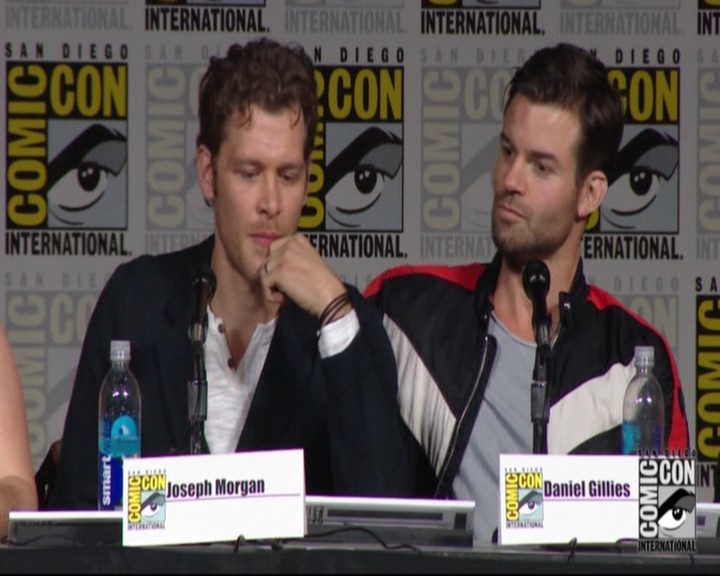 VampireDiariesWorld-dot-nl_TheOriginals_Season3-2015ComicConPanel1394.jpg