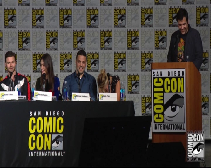 VampireDiariesWorld-dot-nl_TheOriginals_Season3-2015ComicConPanel1413.jpg