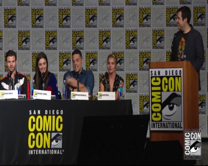 VampireDiariesWorld-dot-nl_TheOriginals_Season3-2015ComicConPanel1417.jpg