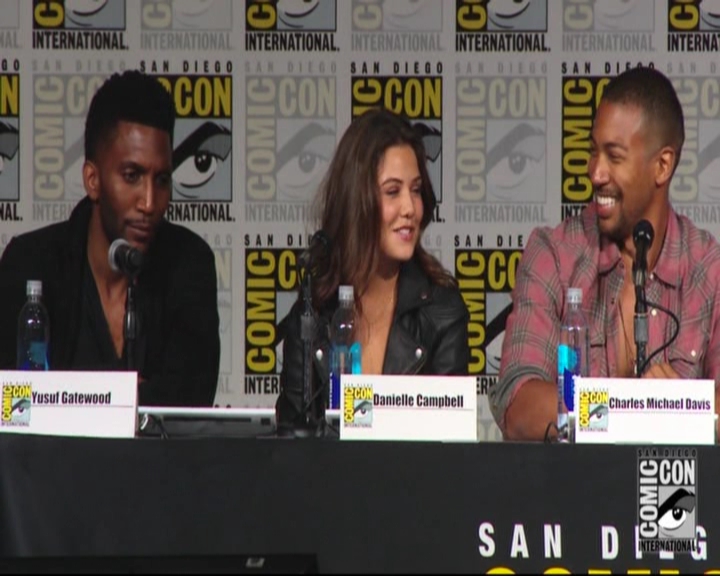 VampireDiariesWorld-dot-nl_TheOriginals_Season3-2015ComicConPanel1420.jpg