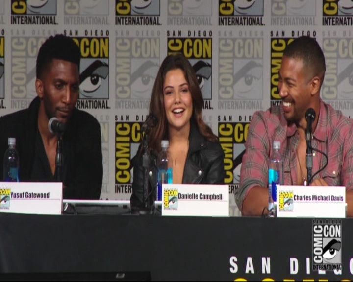 VampireDiariesWorld-dot-nl_TheOriginals_Season3-2015ComicConPanel1421.jpg