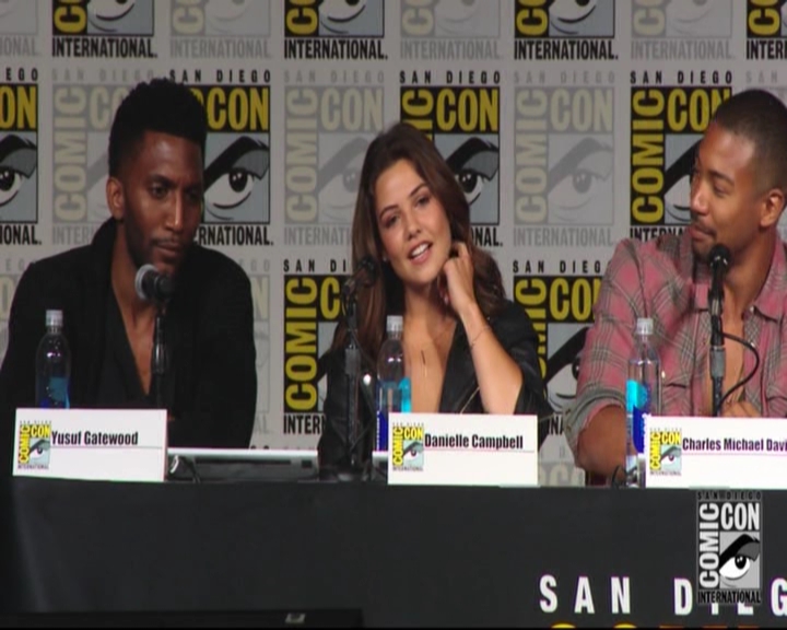 VampireDiariesWorld-dot-nl_TheOriginals_Season3-2015ComicConPanel1423.jpg