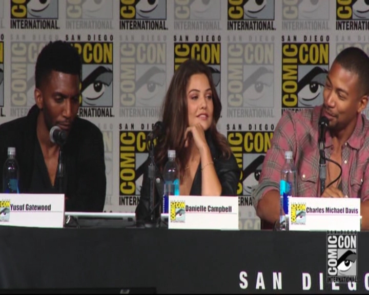 VampireDiariesWorld-dot-nl_TheOriginals_Season3-2015ComicConPanel1426.jpg