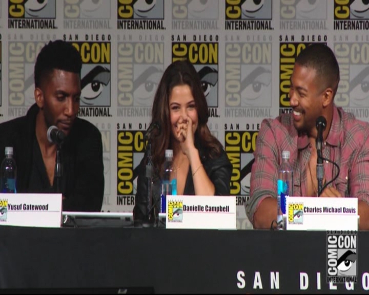 VampireDiariesWorld-dot-nl_TheOriginals_Season3-2015ComicConPanel1427.jpg