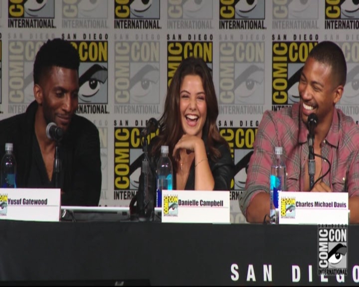 VampireDiariesWorld-dot-nl_TheOriginals_Season3-2015ComicConPanel1428.jpg