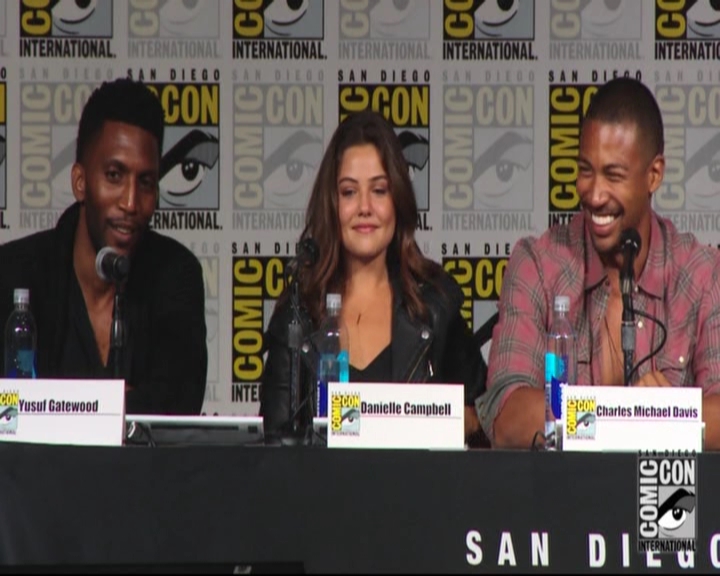 VampireDiariesWorld-dot-nl_TheOriginals_Season3-2015ComicConPanel1436.jpg