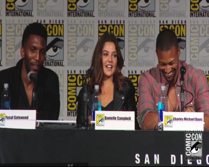 VampireDiariesWorld-dot-nl_TheOriginals_Season3-2015ComicConPanel1437.jpg