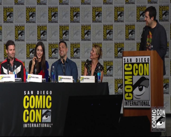 VampireDiariesWorld-dot-nl_TheOriginals_Season3-2015ComicConPanel1478.jpg