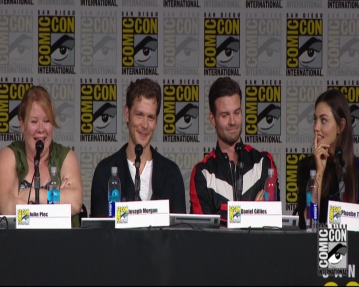 VampireDiariesWorld-dot-nl_TheOriginals_Season3-2015ComicConPanel1490.jpg