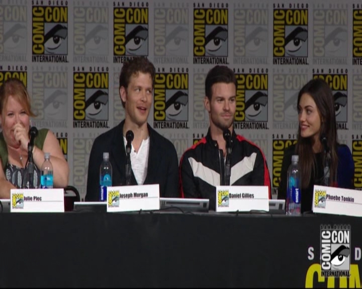 VampireDiariesWorld-dot-nl_TheOriginals_Season3-2015ComicConPanel1516.jpg