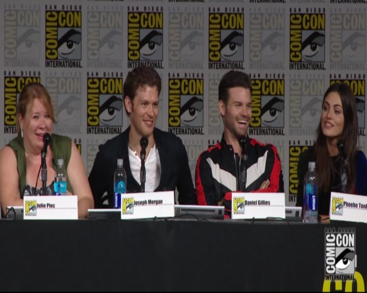 VampireDiariesWorld-dot-nl_TheOriginals_Season3-2015ComicConPanel1570.jpg