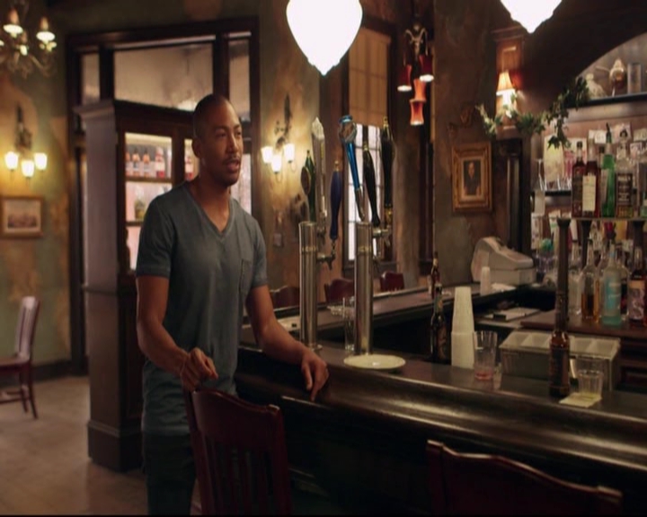 VampireDiariesWorld-dot-nl_TheOriginals_Season3CharlesMichaelDavisinTheBigEasy0370.jpg