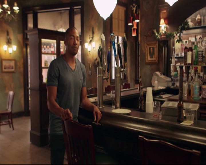 VampireDiariesWorld-dot-nl_TheOriginals_Season3CharlesMichaelDavisinTheBigEasy0371.jpg