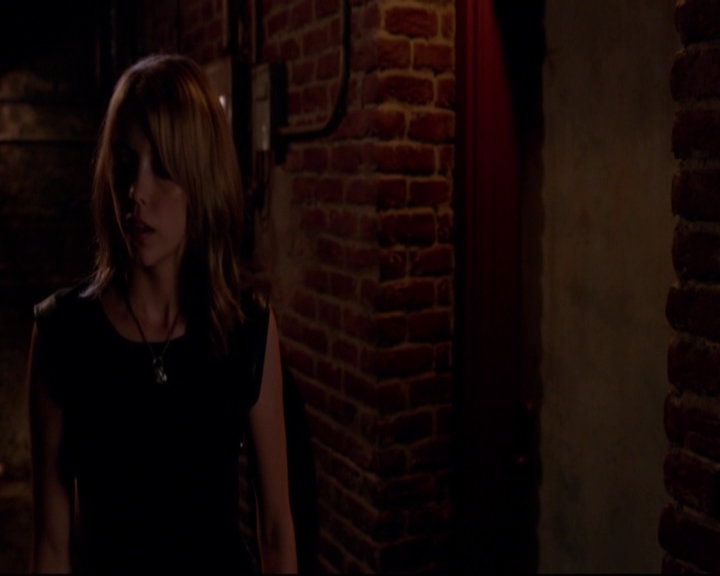 VampireDiariesWorld-dot-nl_TheOriginals_3x01FortheNextMillennium-deletedscenes0018.jpg